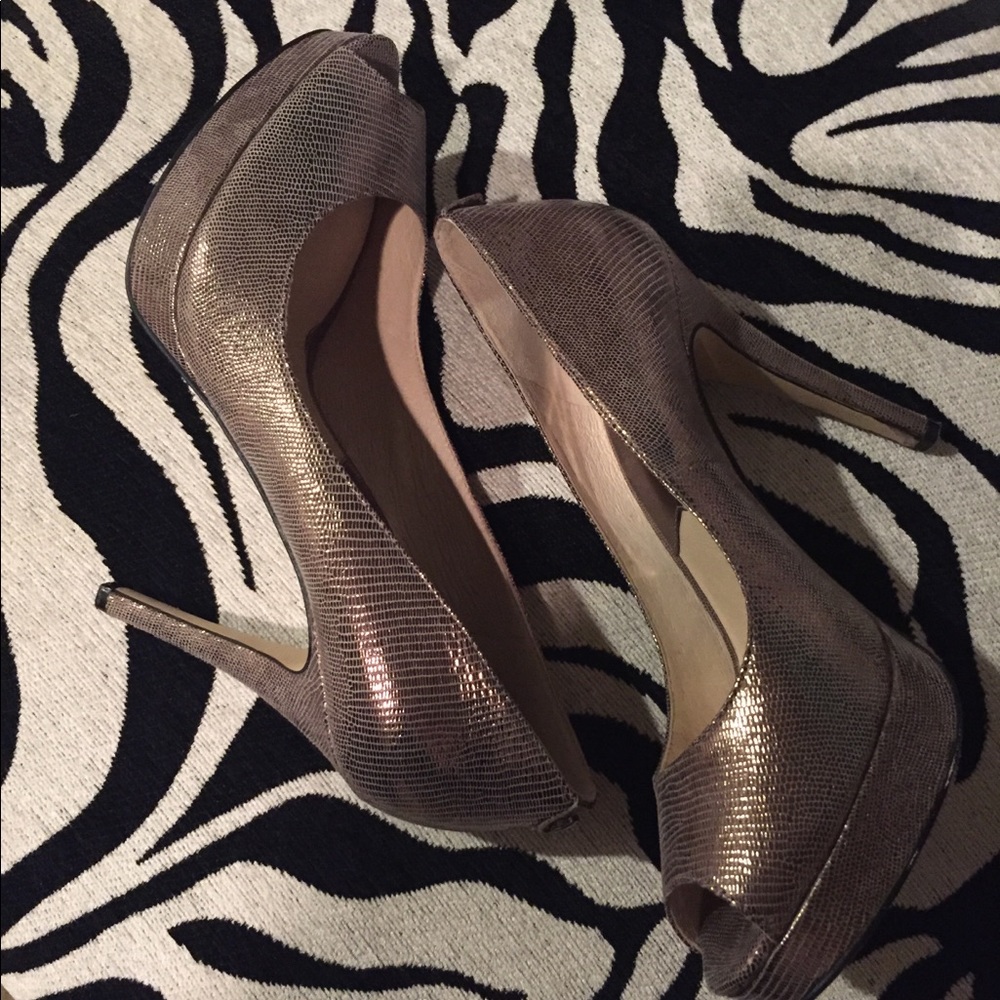 Peep Toe
